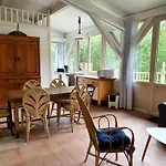 Chateau Belle Epoque - D'hotes & 4* Linxe