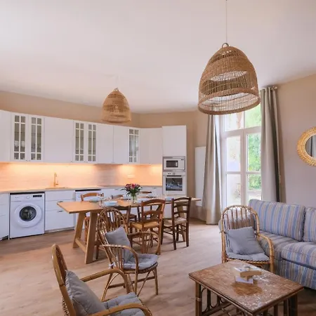 Chateau Belle Epoque - D'hotes & 4* Linxe